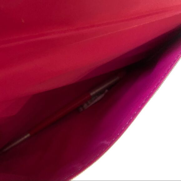 Silver Envelope Clutch   - Picture 4 of 7